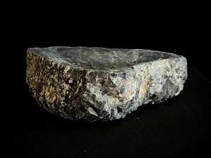 62144 POCILLO DE CUARCITA NEGRA TALLADO A MANO IV